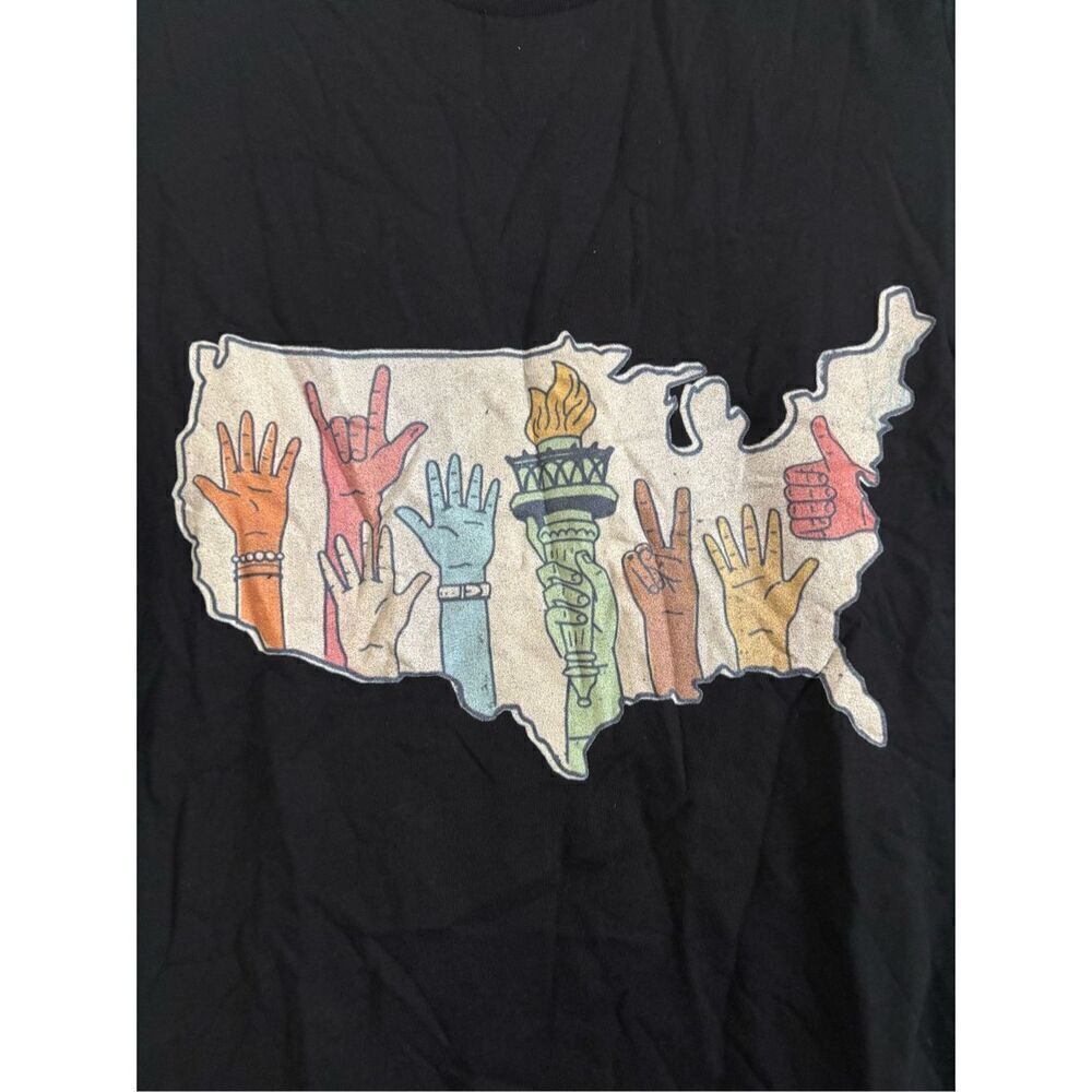 Unity Women's T-shirt size Large - Picture 2 of 2